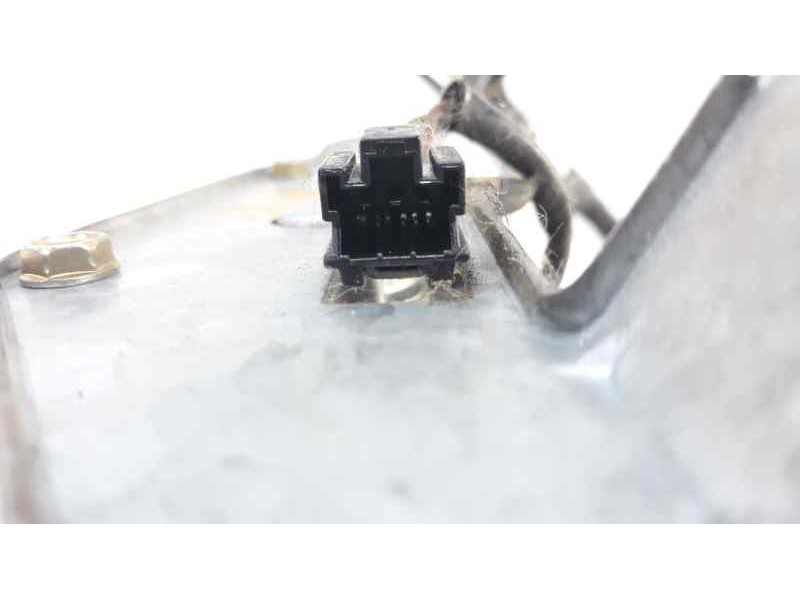 Recambio de motor limpia trasero para volvo v40 familiar 1.9 d referencia OEM IAM 0390201529  