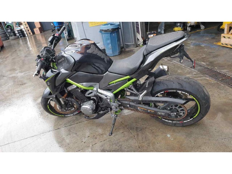 kawasaki z 900 del año 2018