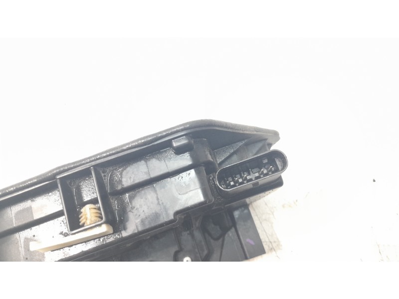 Recambio de cerradura puerta trasera izquierda para bmw serie 1 lim. (f40) 2.0 16v turbodiesel referencia OEM IAM 51227956143  