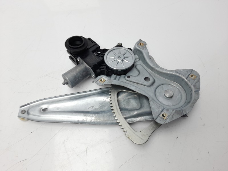 Recambio de elevalunas trasero derecho para toyota c-hr hybrid advance referencia OEM IAM 69830F4010  