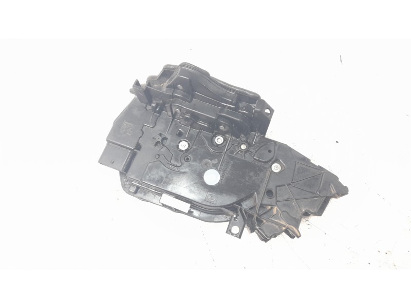 Recambio de cerradura puerta trasera izquierda para bmw serie 1 lim. (f40) 2.0 16v turbodiesel referencia OEM IAM 51227956143  