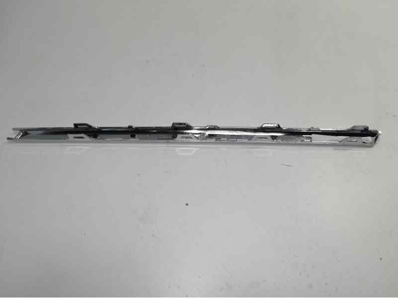 Recambio de molduras traseras para volkswagen passat variant (3c5) referencia OEM IAM 3C9807459A  VG0541274