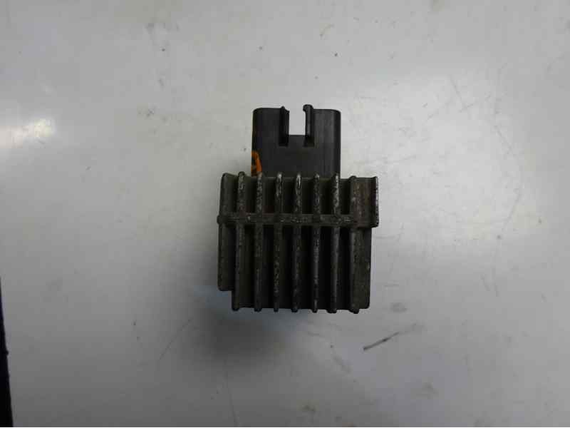 Recambio de caja precalentamiento para opel astra g berlina comfort referencia OEM IAM 90508974 51299001 