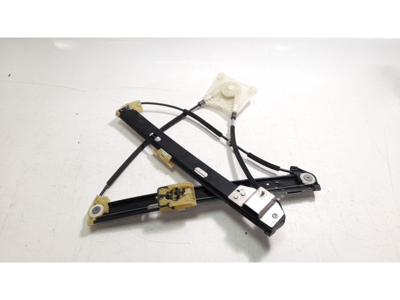 Recambio de elevalunas delantero derecho para volkswagen t-roc 2.0 tdi referencia OEM IAM 2GA837462F  