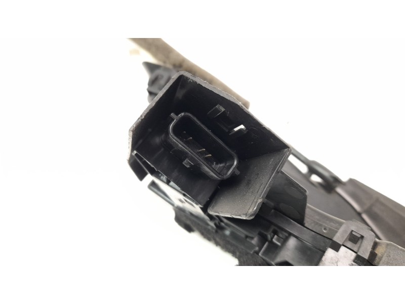 Recambio de cerradura puerta delantera izquierda para renault scenic iv 1.2 tce energy referencia OEM IAM 805039092R  