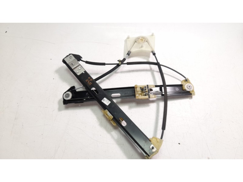 Recambio de elevalunas delantero derecho para volkswagen t-roc 2.0 tdi referencia OEM IAM 2GA837462F  