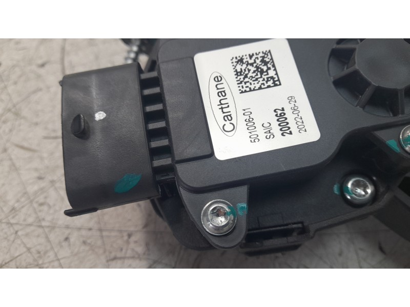 Recambio de pedal acelerador para mg hs comfort referencia OEM IAM 50100601  