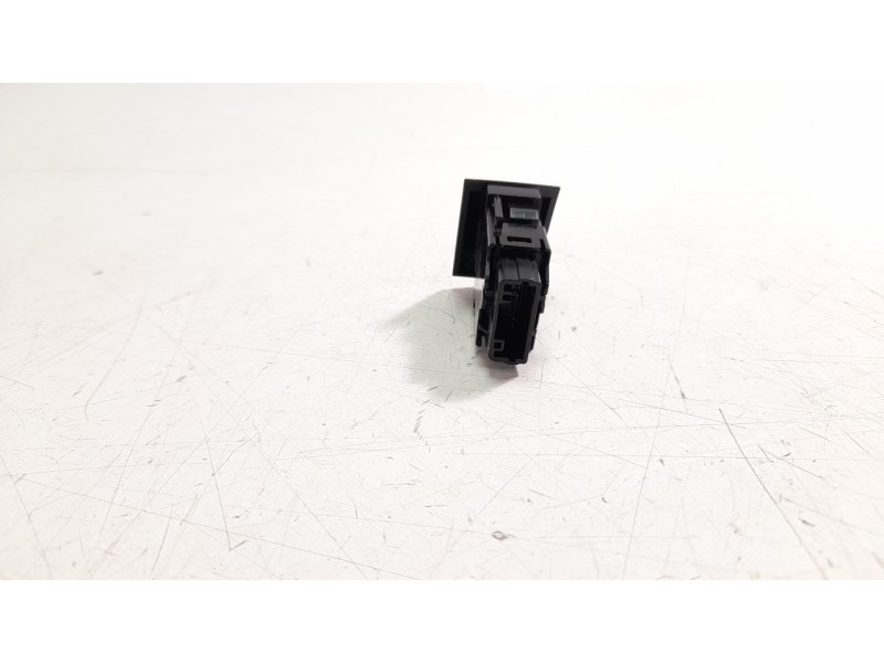 Recambio de warning para toyota corolla (e21) referencia OEM IAM 8433202400  