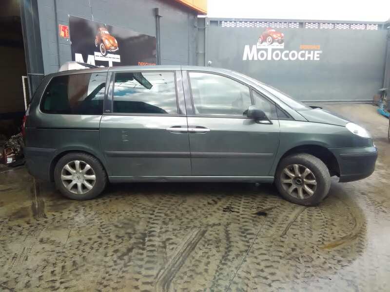 peugeot 807 del año 2005