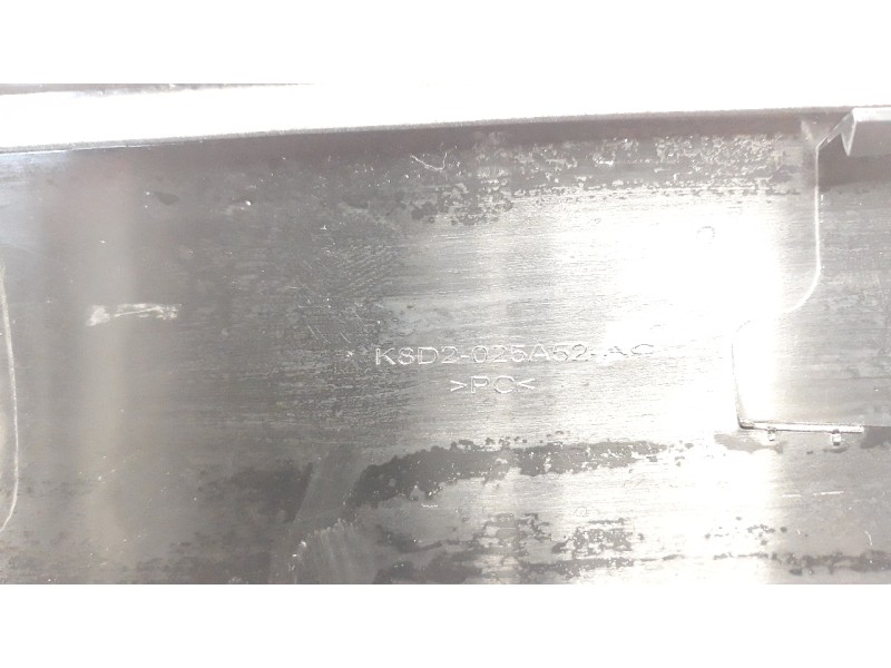 Recambio de moldura para land rover range rover evoque referencia OEM IAM K8D2025A52  