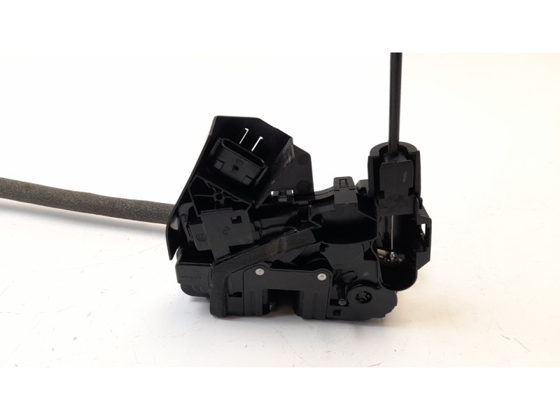Recambio de cerradura puerta trasera izquierda para renault scenic iv 1.2 tce energy referencia OEM IAM 825037705R  