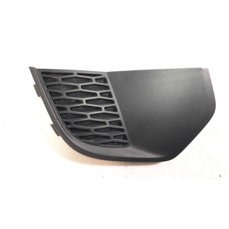 Recambio de rejilla paragolpes derecha para land rover discovery sport 2.0 td4 cat referencia OEM IAM FK7215A298D  