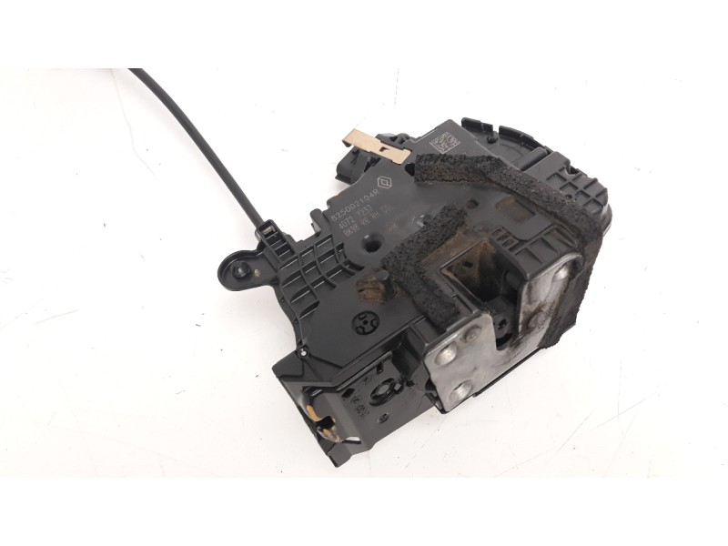 Recambio de cerradura puerta trasera derecha para renault clio iv 1.5 dci diesel fap referencia OEM IAM 825002104R  