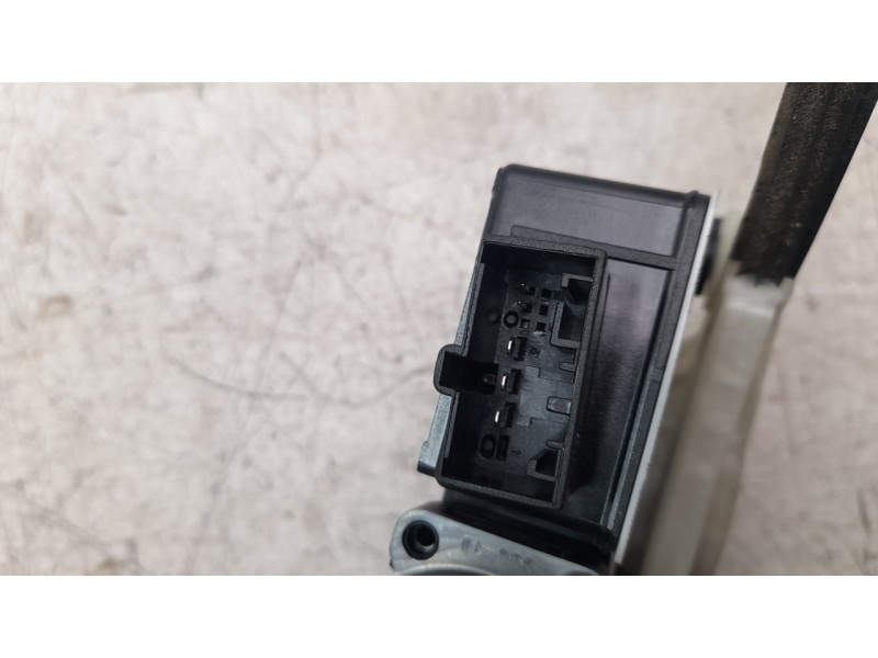 Recambio de elevalunas trasero izquierdo para volkswagen t-roc 2.0 tdi referencia OEM IAM 2GA839461G  