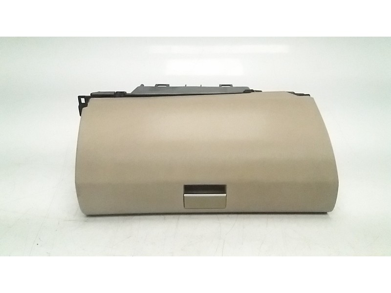 Recambio de guantera para mercedes-benz clase b (w245) 2.0 cdi cat referencia OEM IAM JC1005483  