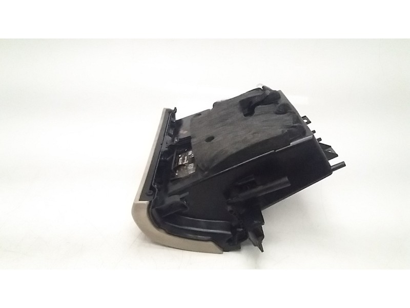 Recambio de guantera para mercedes-benz clase b (w245) 2.0 cdi cat referencia OEM IAM JC1005483  