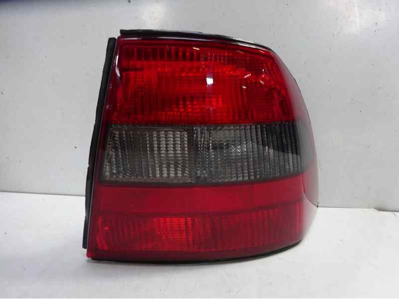 Recambio de piloto trasero derecho para opel vectra b berlina referencia OEM IAM  103F16164780 16532234