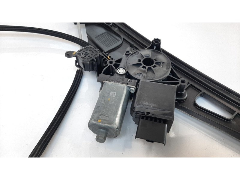 Recambio de elevalunas delantero izquierdo para peugeot 3008 allure pack referencia OEM IAM 9810488980  
