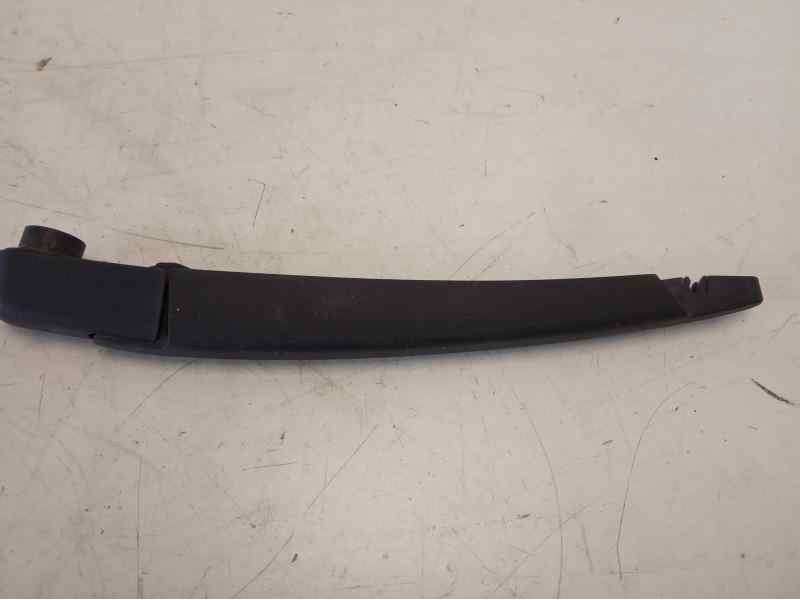 Recambio de brazo limpia trasero para citroen c3 business referencia OEM IAM   