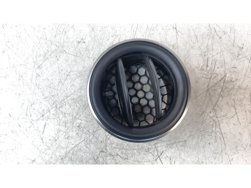 Recambio de aireador para dacia duster ii 1.5 blue dci diesel fap cat referencia OEM IAM 687603688R 687603931R 687600069R