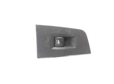 MANDO ELEVALUNAS DELANTERO DERECHO 61317950756 