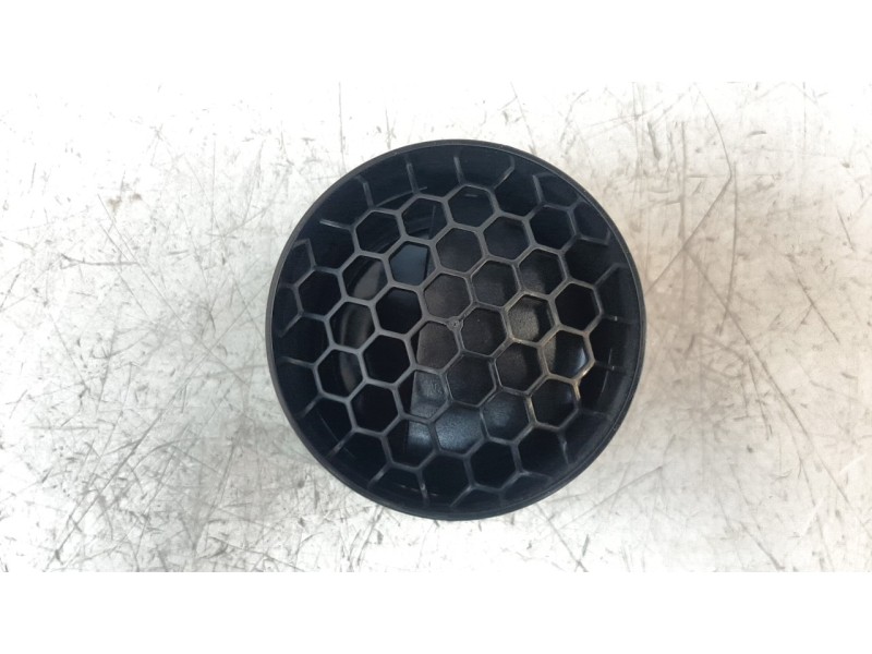 Recambio de aireador para dacia duster ii 1.5 blue dci diesel fap cat referencia OEM IAM 687603688R 687603931R 687600069R