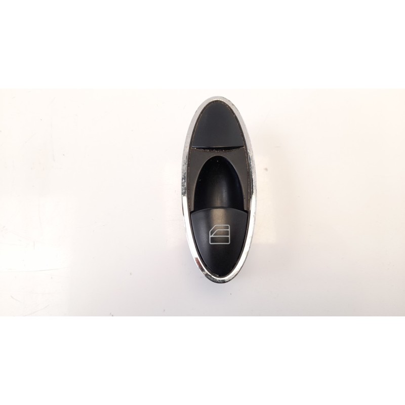 Recambio de mando elevalunas delantero derecho para mercedes-benz clase e (w211) berlina 2.2 cdi cat referencia OEM IAM A2118218