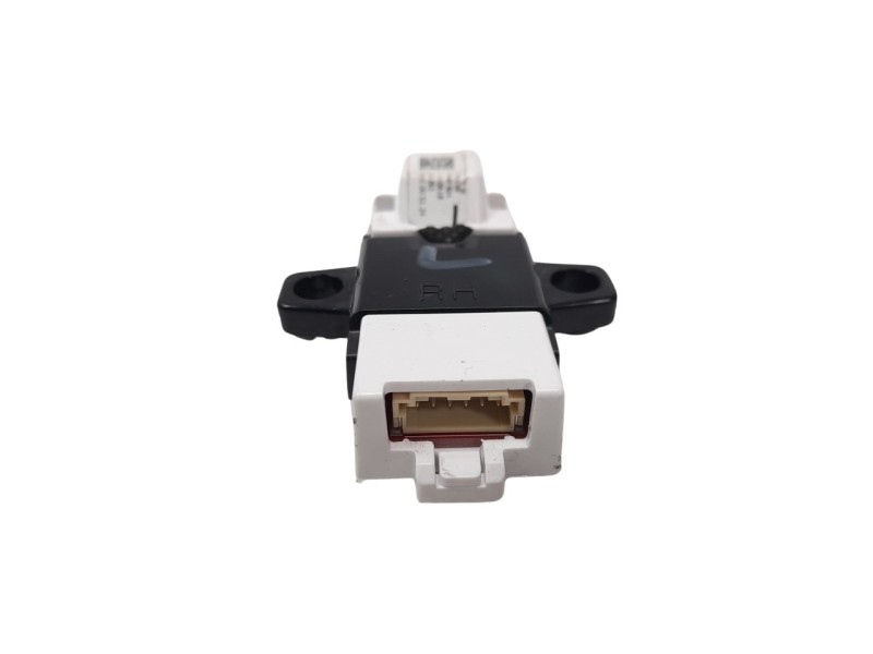 Recambio de interruptor para hyundai tucson referencia OEM IAM 2106180292  