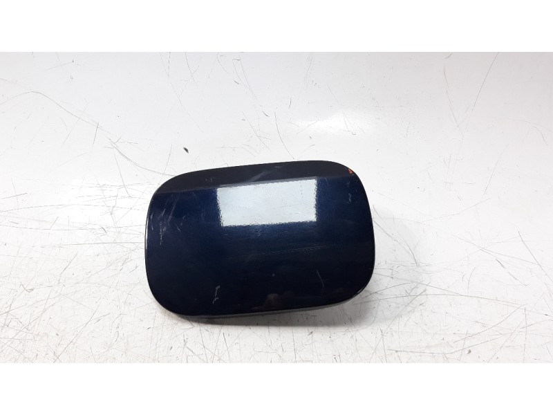 Recambio de tapa exterior combustible para mercedes-benz clase e (w211) berlina 2.6 cat referencia OEM IAM A2115840639  