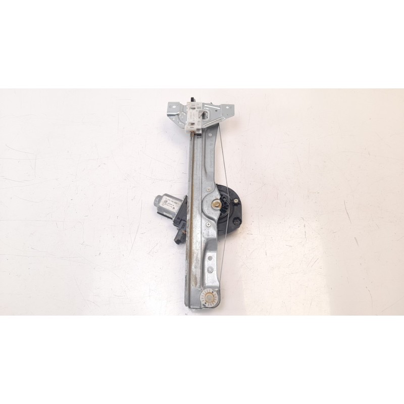Recambio de elevalunas trasero derecho para renault scenic iv 1.2 tce energy referencia OEM IAM 123401 402805F 827201983R