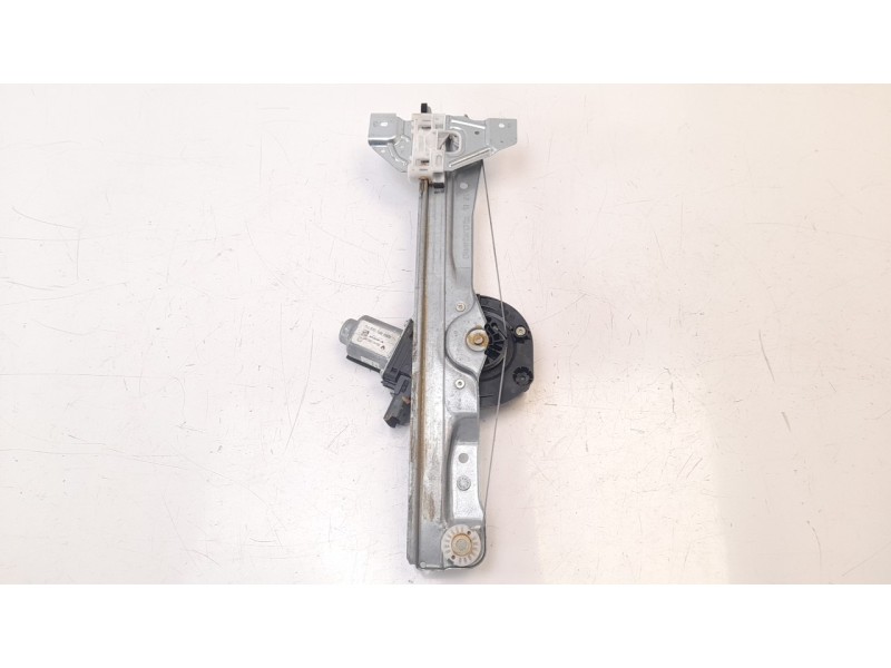 Recambio de elevalunas trasero derecho para renault scenic iv 1.2 tce energy referencia OEM IAM 123401 402805F 827201983R