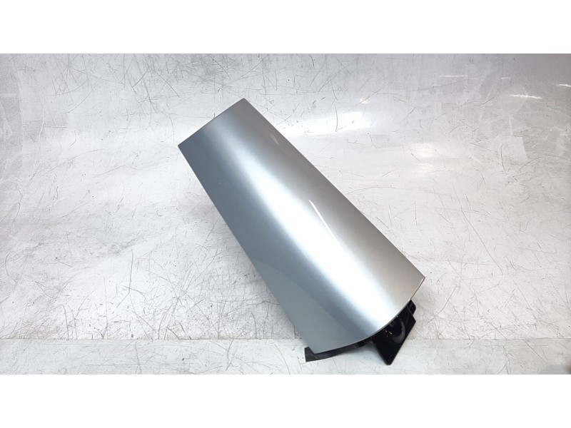 Recambio de molduras traseras para mini clubman (r55) 1.6 16v cat referencia OEM IAM 51137167227  