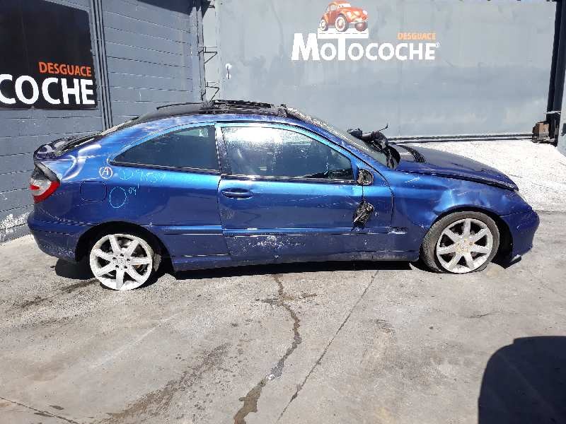 mercedes-benz clase c (w203) sportcoupe del año 2004