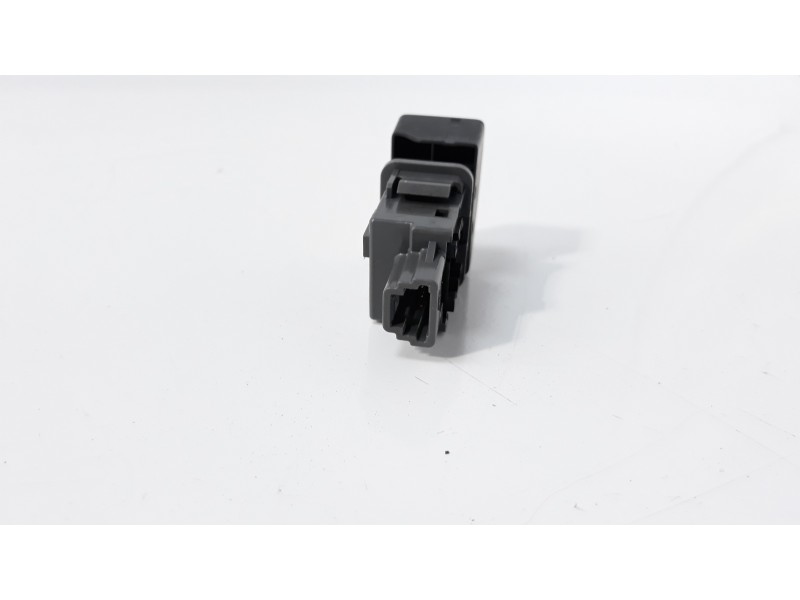 Recambio de warning para toyota c-hr hybrid advance referencia OEM IAM RH7140N7N  