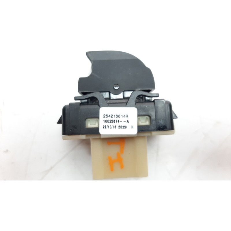 Recambio de mando elevalunas trasero derecho para renault clio iv 1.5 dci diesel fap referencia OEM IAM 254218614R IAF930017HQ E