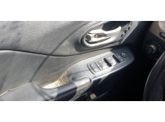 MANDO ELEVALUNAS DELANTERO IZQUIERDO 68231805AA 