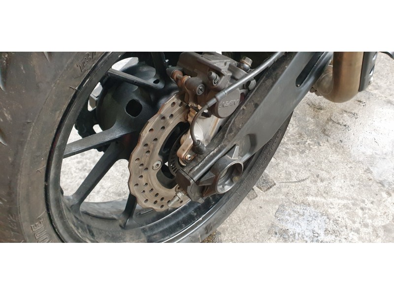 Recambio de disco de freno trasero para yamaha xsr 700 referencia OEM IAM 1WS2582W0100  