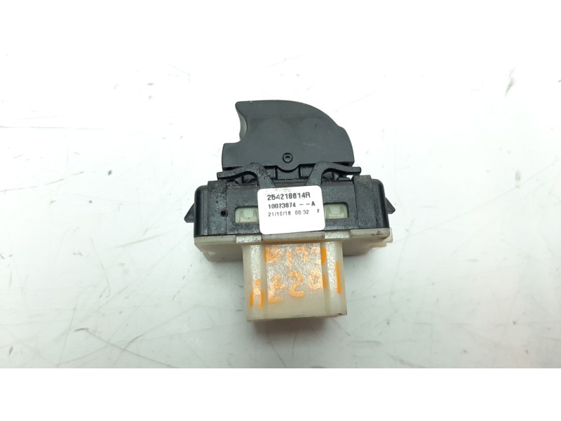 Recambio de mando elevalunas trasero izquierdo para renault clio iv 1.5 dci diesel fap referencia OEM IAM 254218614R IAF930017HQ