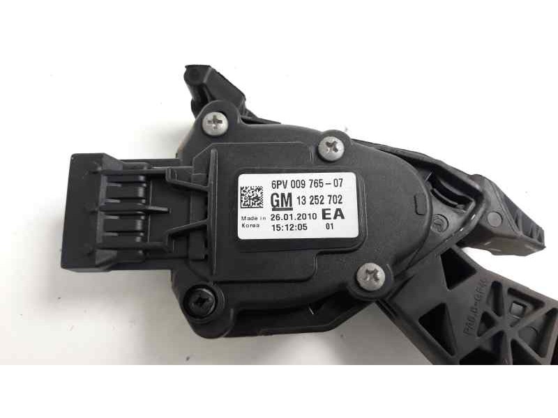 Recambio de potenciometro pedal para chevrolet cruze lt referencia OEM IAM 13252702  