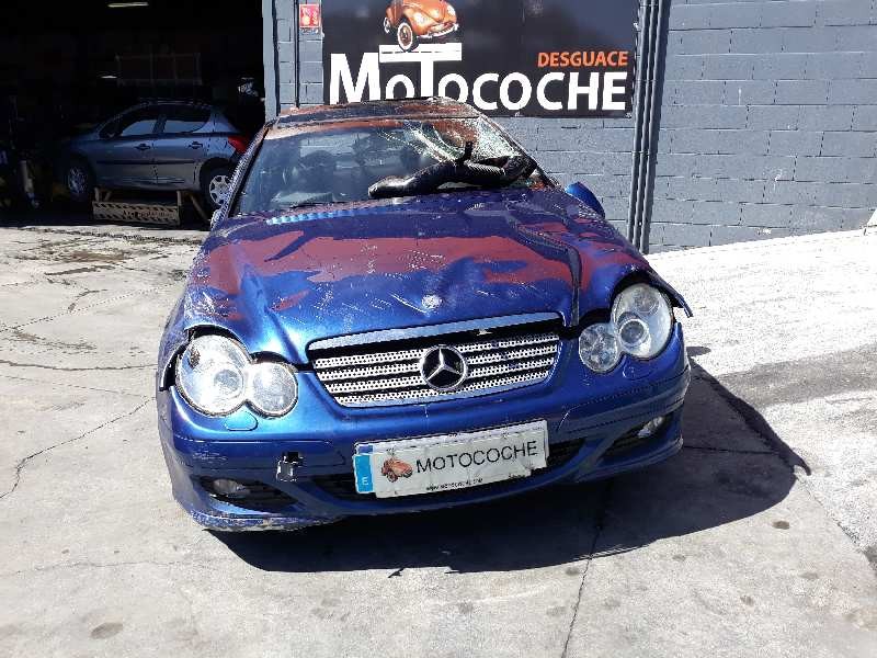 mercedes-benz clase c (w203) sportcoupe del año 2004