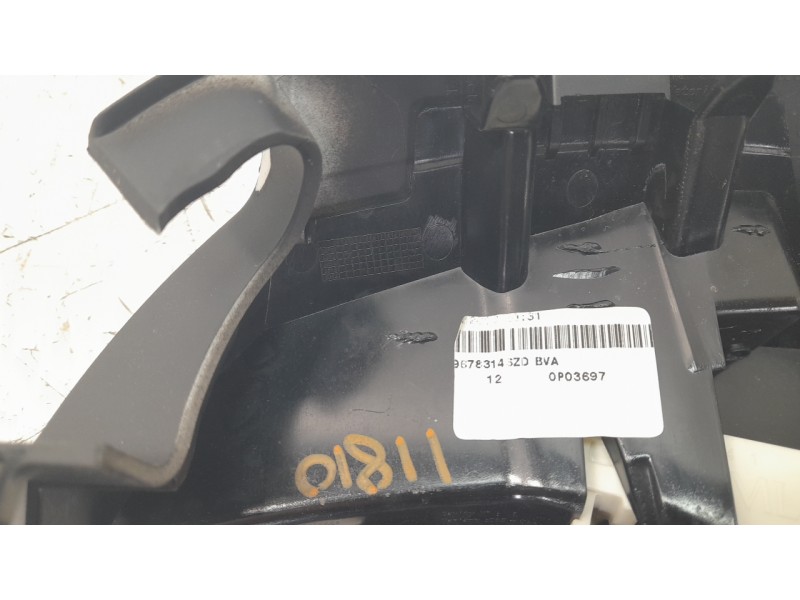 Recambio de pantalla multifuncion para citroen c4 picasso origins referencia OEM IAM 96783146ZD  