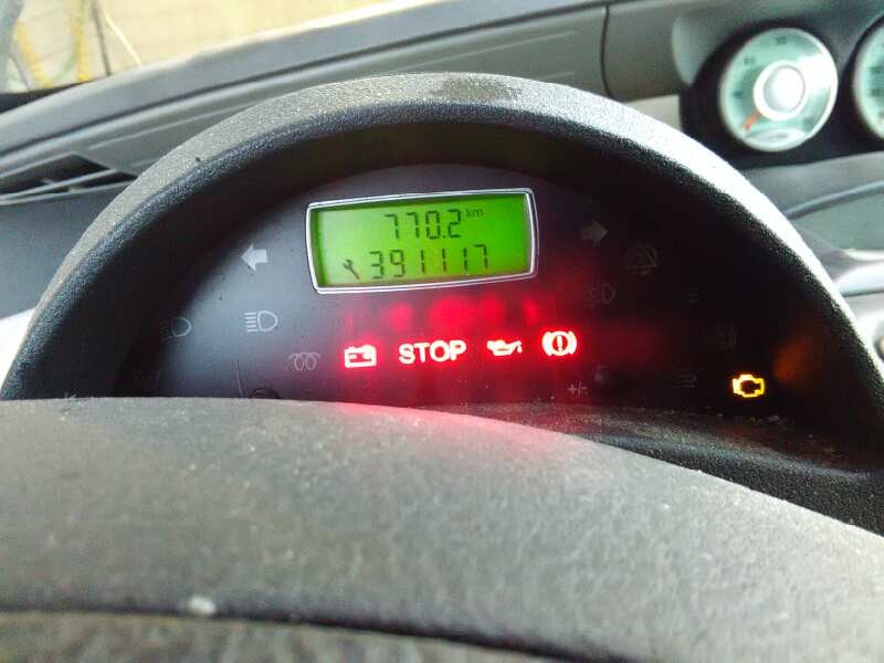 peugeot 807 del año 2005