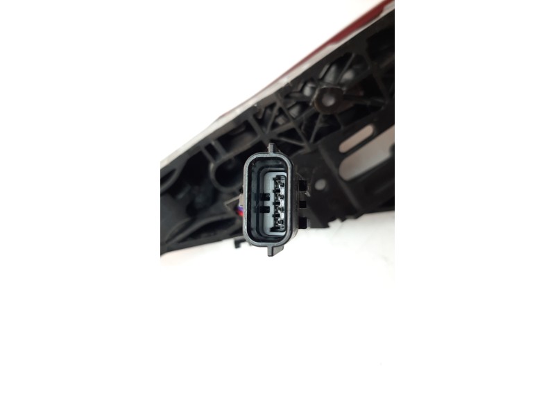 Recambio de maneta exterior delantera derecha para renault clio iv 1.5 dci diesel fap referencia OEM IAM 806706656R  