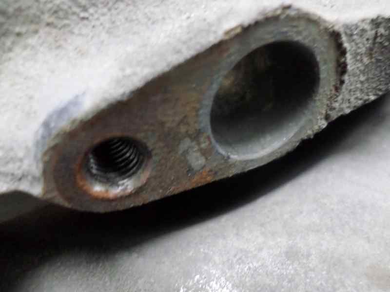 Recambio de mangueta delantera derecha para volvo v40 familiar 1.6 referencia OEM IAM   