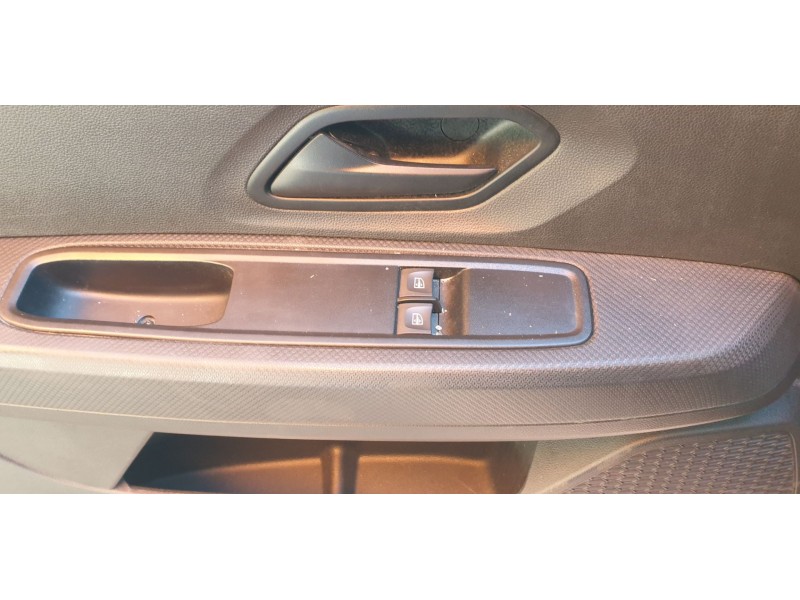 Recambio de mando elevalunas delantero izquierdo para dacia sandero iii expression referencia OEM IAM 254114238R  