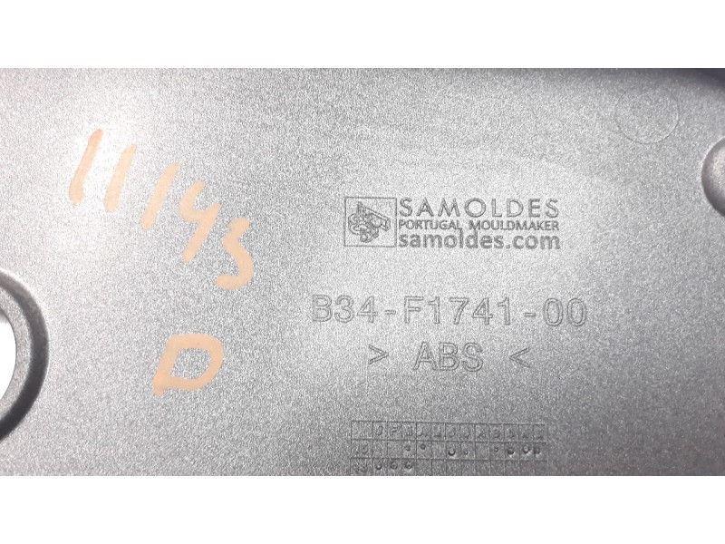 Recambio de moldura para yamaha xsr 700 referencia OEM IAM B34F174100P2  