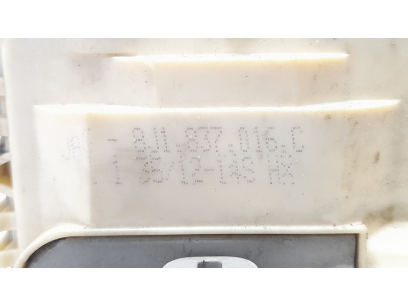 Recambio de cerradura puerta delantera derecha para audi a1 (8x) ambition referencia OEM IAM 8J1837016C  