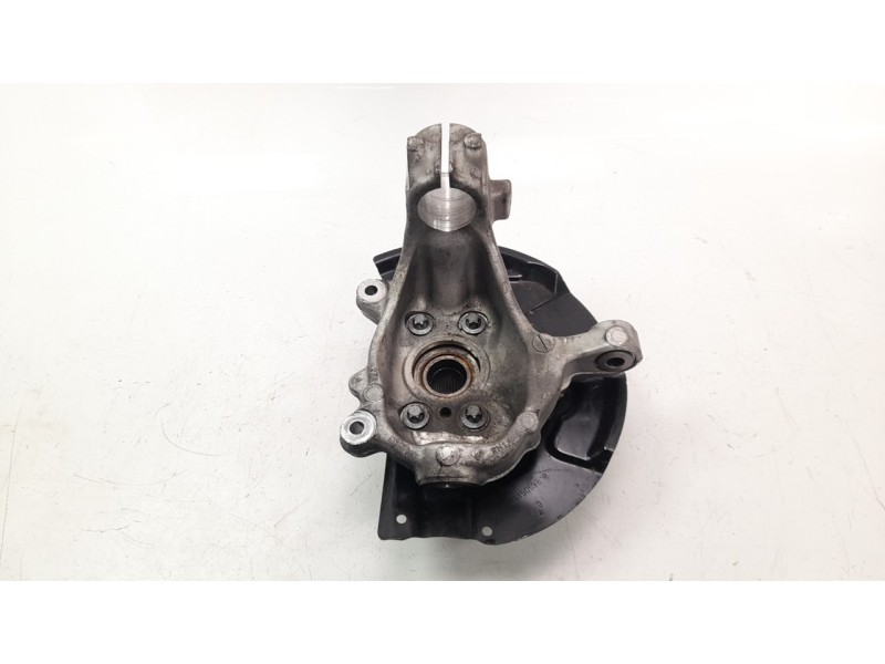 Recambio de mangueta delantera derecha para renault scenic iv 1.2 tce energy referencia OEM IAM 400103354R  