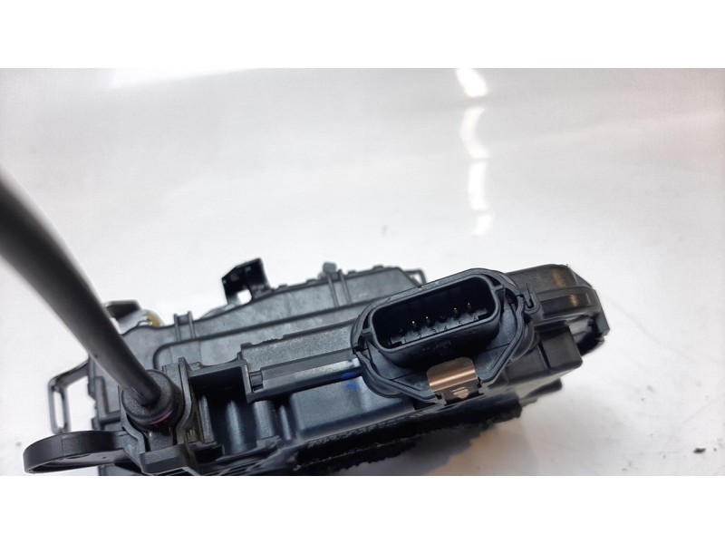 Recambio de cerradura puerta delantera derecha para renault clio v zen referencia OEM IAM 805029595R  