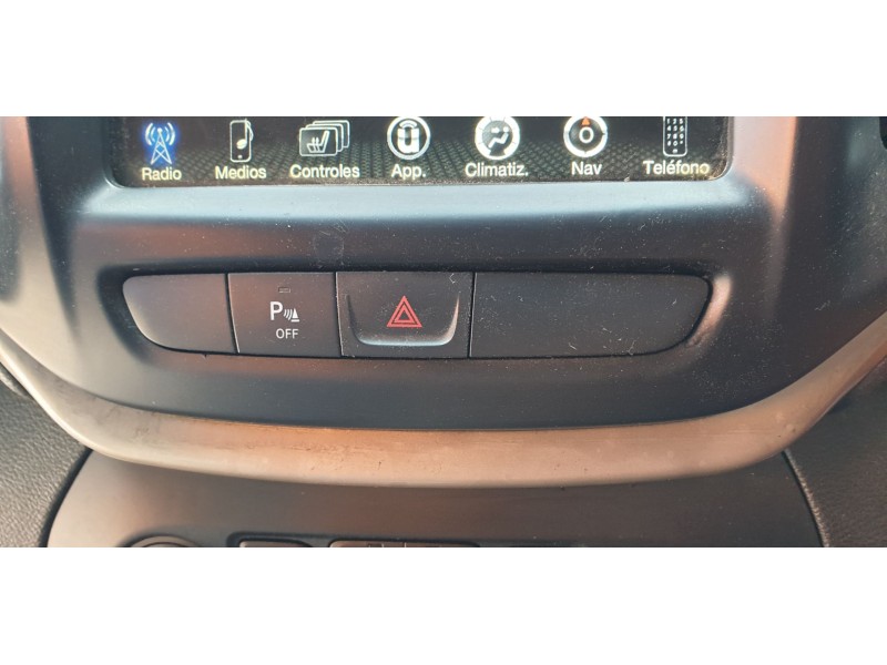 Recambio de warning para jeep cherokee limited 4wd referencia OEM IAM 68164099AB  